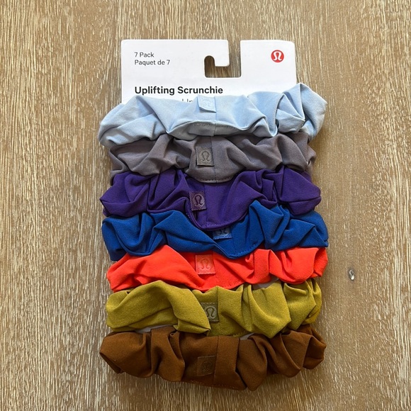 lululemon athletica Accessories - Lululemon Uplifting Scrunchie 7 Pack